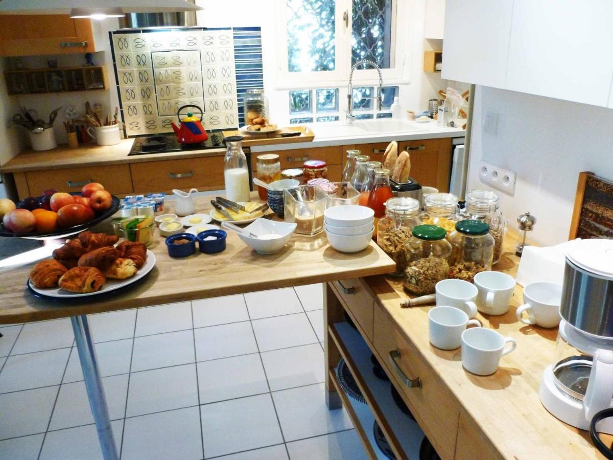 Les Petits Poissons Bed and Breakfast Avignon Eksteriør billede